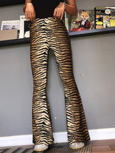 Hose mit Leopardenmuster und hoher Taille